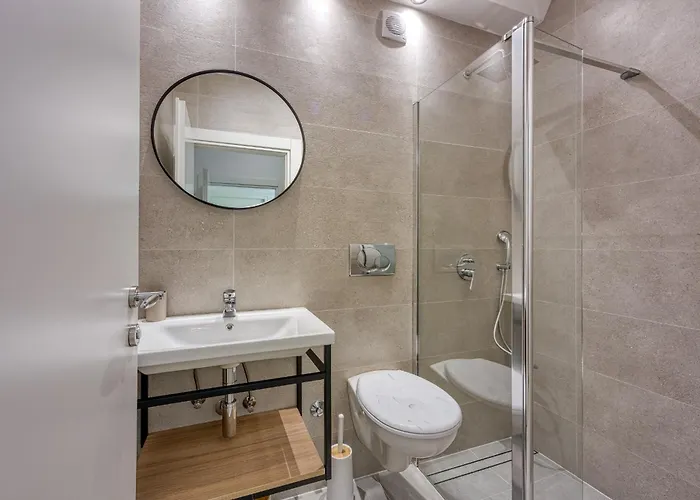 Bed and breakfast Ladavac 4*