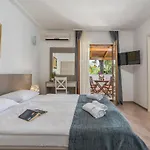 Ladavac 4* Ровинь