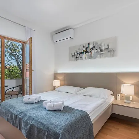 Ladavac فندق مبيت وإفطار 4*